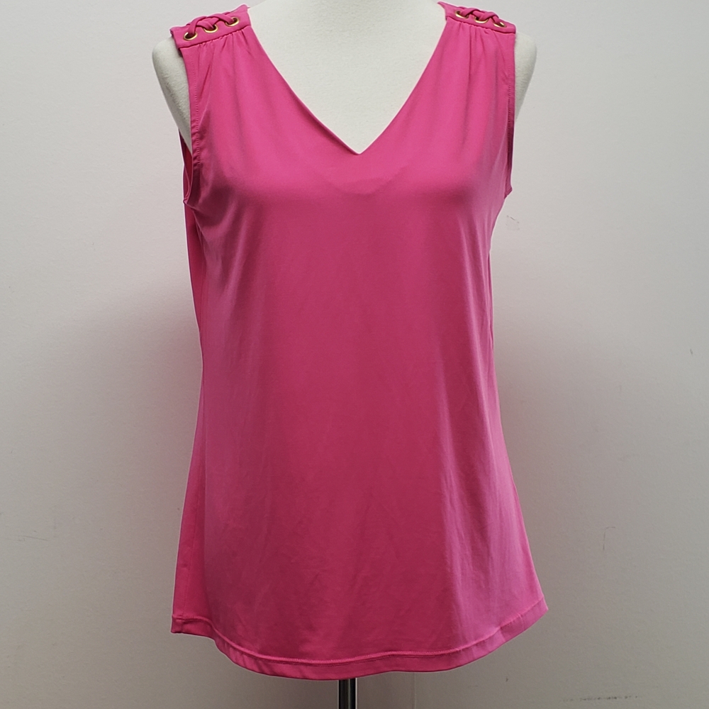 Ellen Tracy Pink V-Neck Sleeveless Top w/ Gold Hardware Detail Size M Preppy